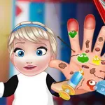 صورة دكتور جراحة تجميل اليد